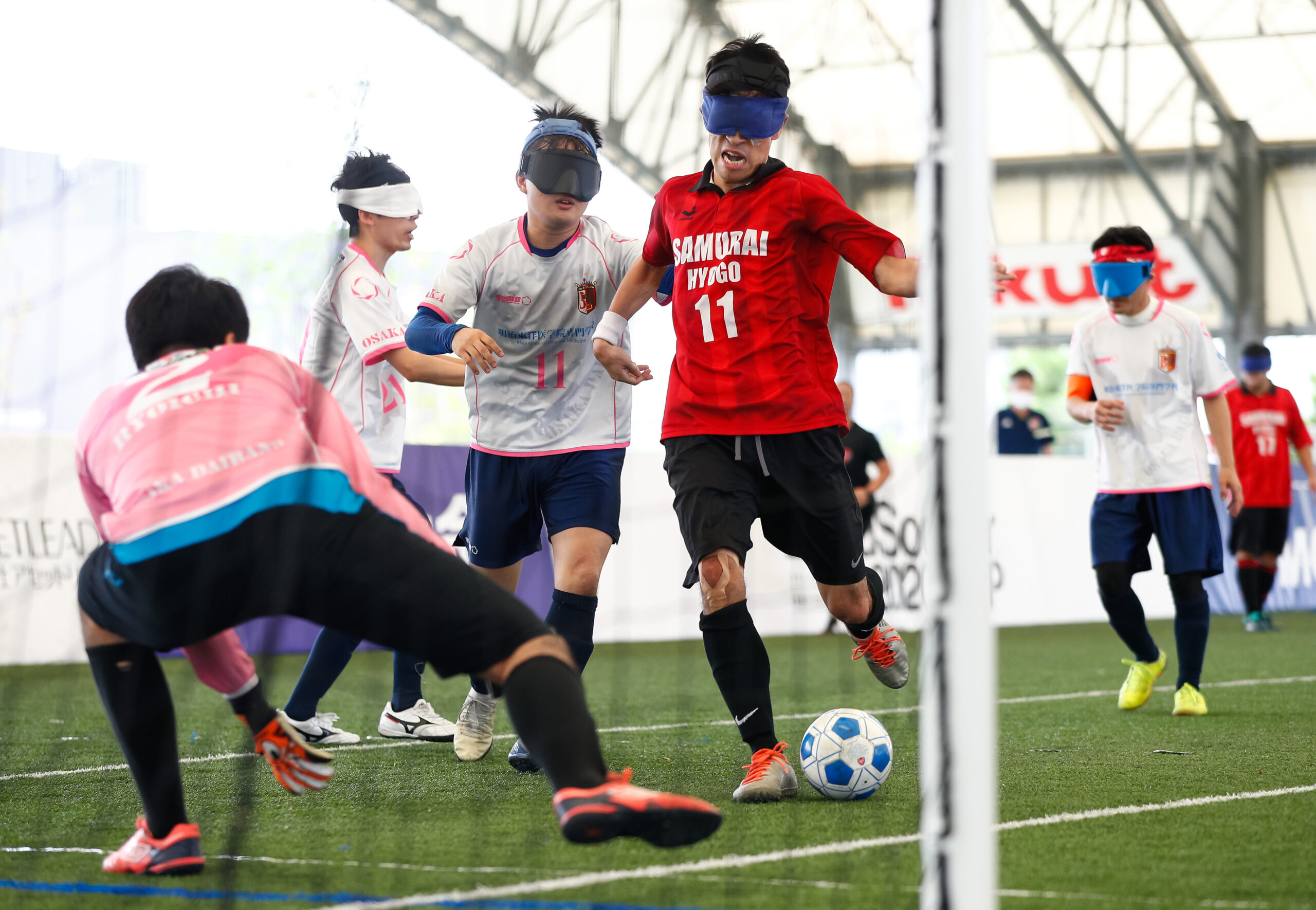 メディアリリース アクサ Kpmg ブラインドサッカーカップ 1stラウンド 堺 兵庫サムライスターズが準決勝ラウンド進出 日本ブラインド サッカー協会 Blind Soccer